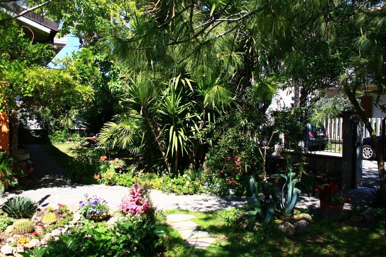 Bed and Breakfast Garden FuoriRotta San Giovanni Teatino Esterno foto